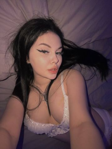 Аля Реал Молодая Брюнетка